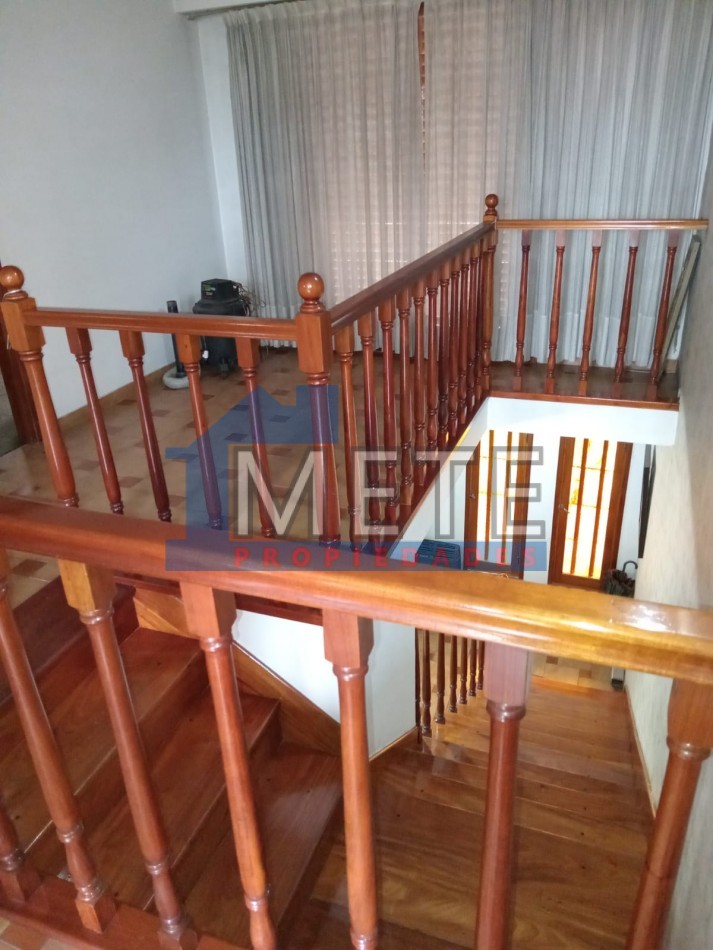 Hermoso Chalet de dos plantas listo para Habitar amueblado!!!!!!!!!
